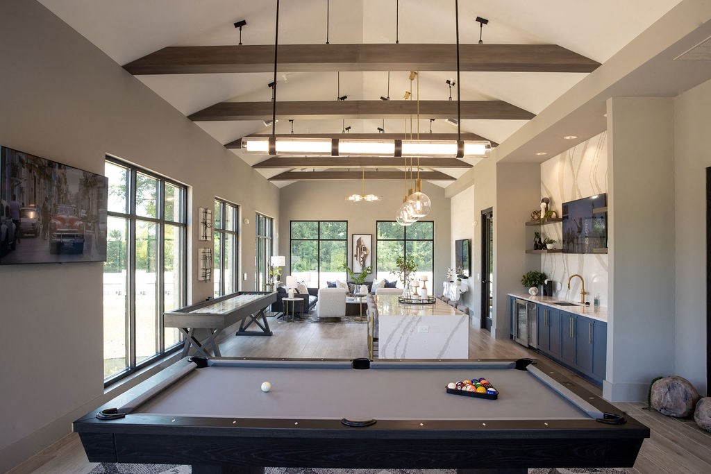 Alta Ivy is a similar property to Griffin Weston Luxury Apartment Homes located in Cary