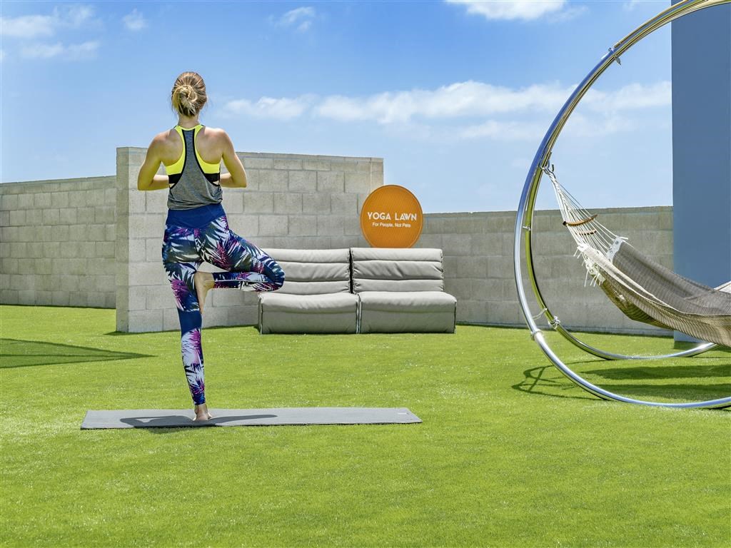 Outdoor lounge yoga