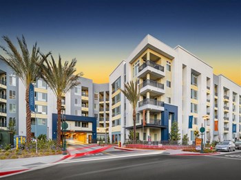 Best 2 Bedroom Apartments in Anaheim, CA: from $899 | RENTCafé