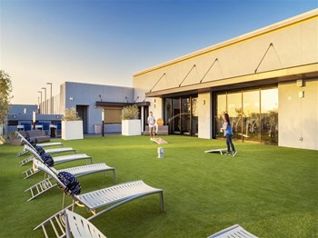 Outdoor lounge - Photo Gallery 6