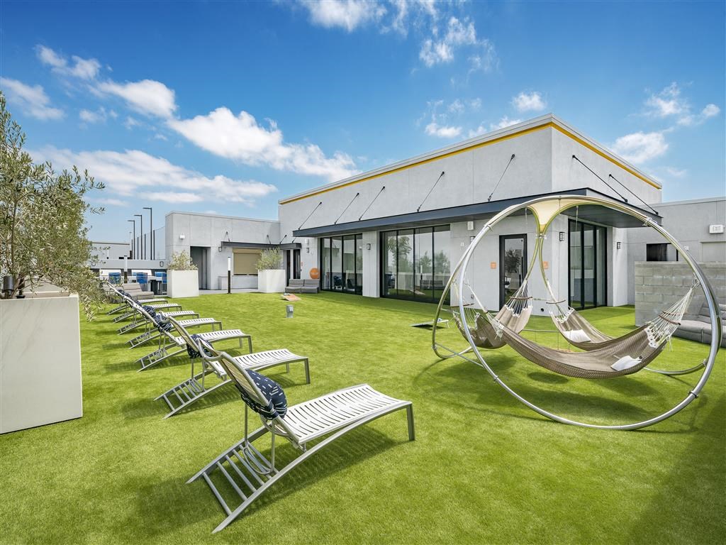 Outdoor lounge