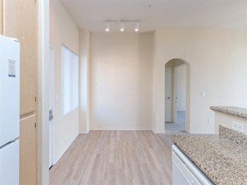 Dining Area Dining Area - Photo Gallery 4