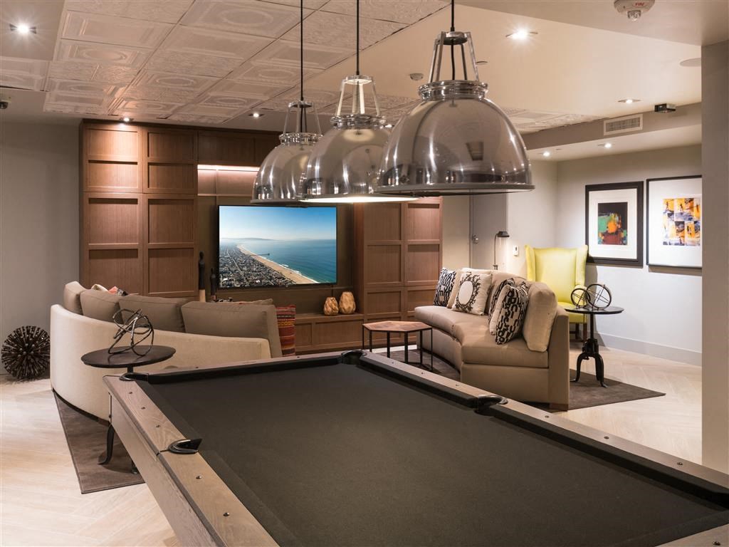 Garey Building is a similar property to Vue Hollywood located in Los Angeles