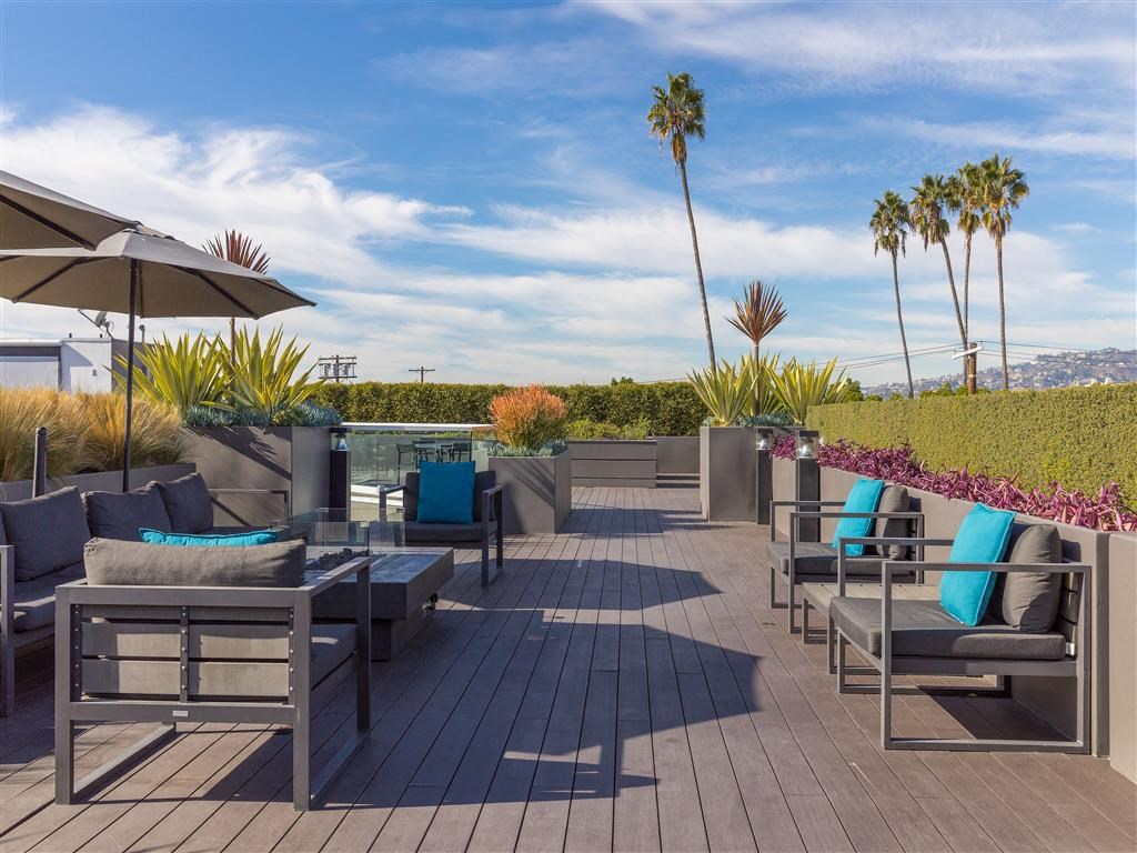 Rooftop Lounge  at The LC, Los Angeles