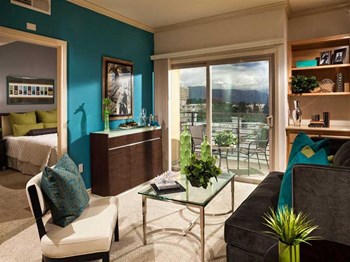 Living Room - Photo Gallery 5