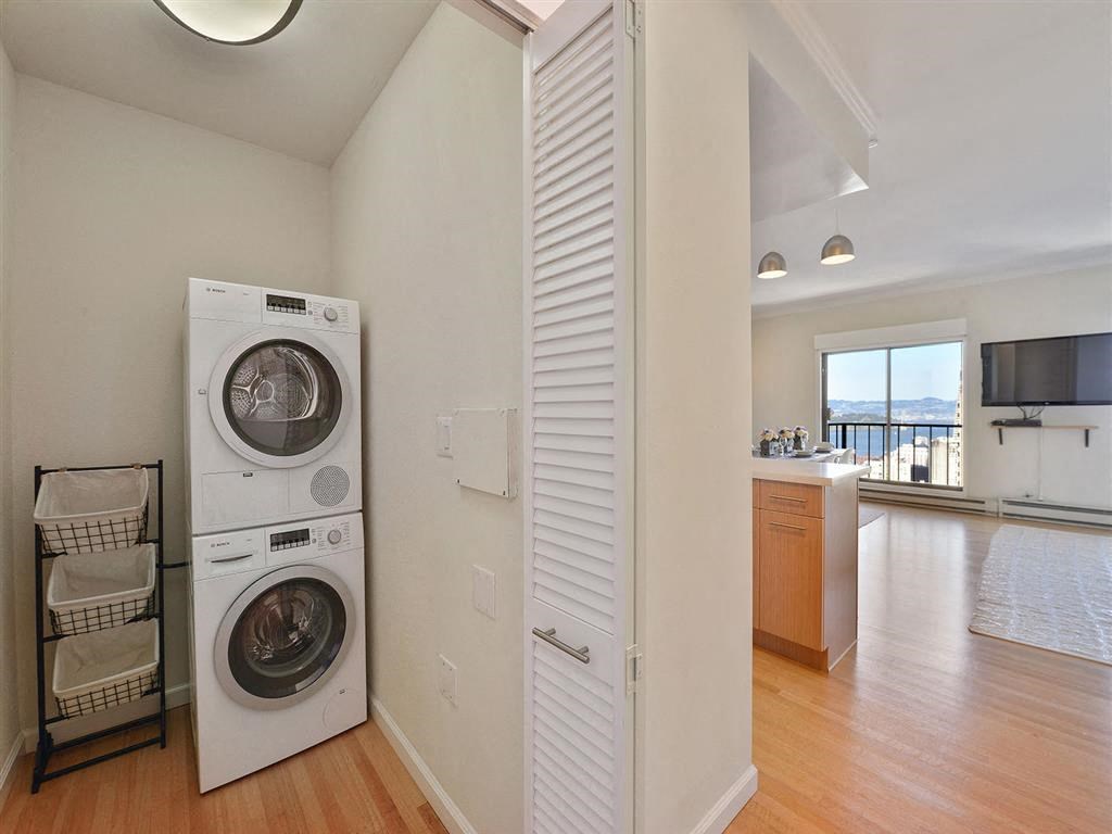 Laundry Area at Nob Hill Tower, California