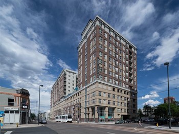 550 Park West Ave. Studio-2 Beds Apartment for Rent - Photo Gallery 2