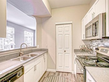 Kitchen - Photo Gallery 5