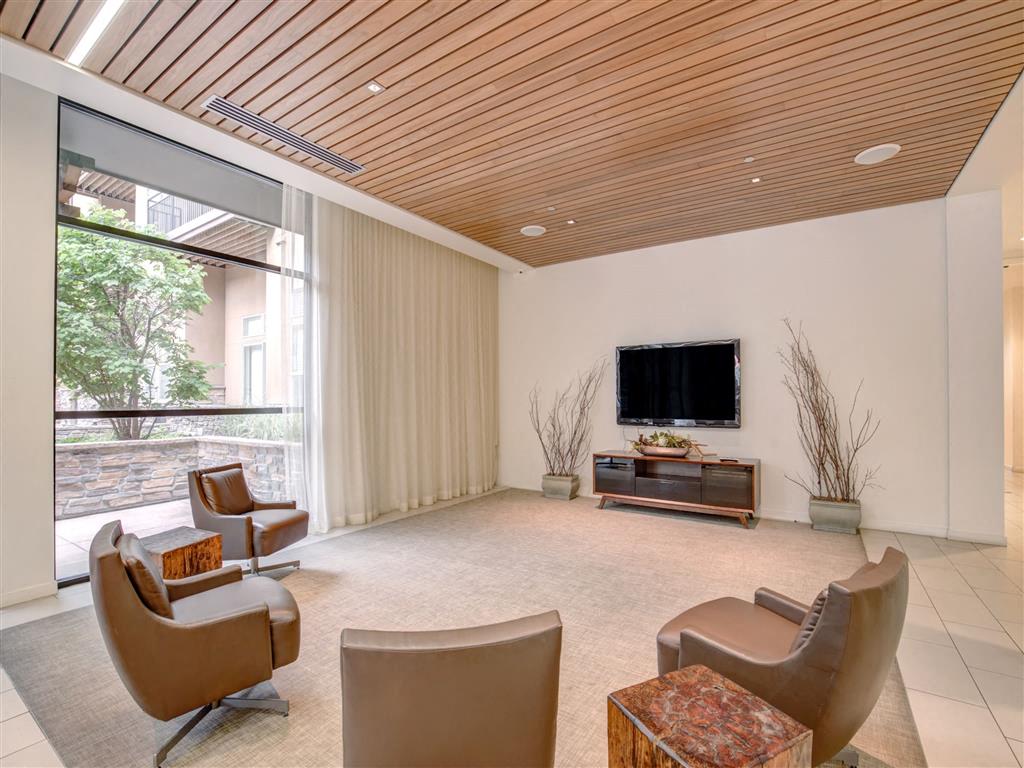 Arbour Square is a similar property to Maa Promenade located in Westminster