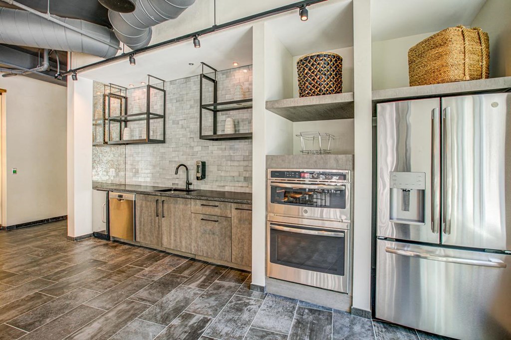 Clubhouse Kitchen Lounge