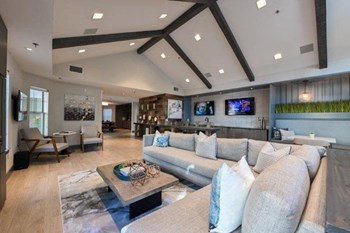 Resident Lounge - Photo Gallery 2