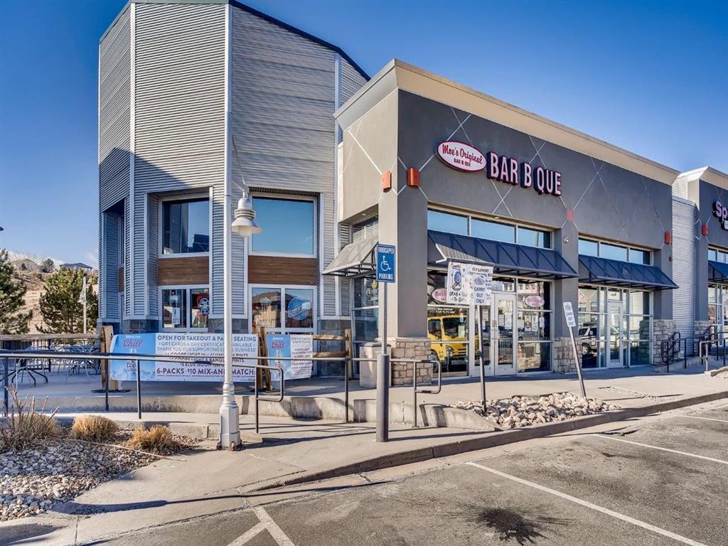 local Shopping/Restaurants