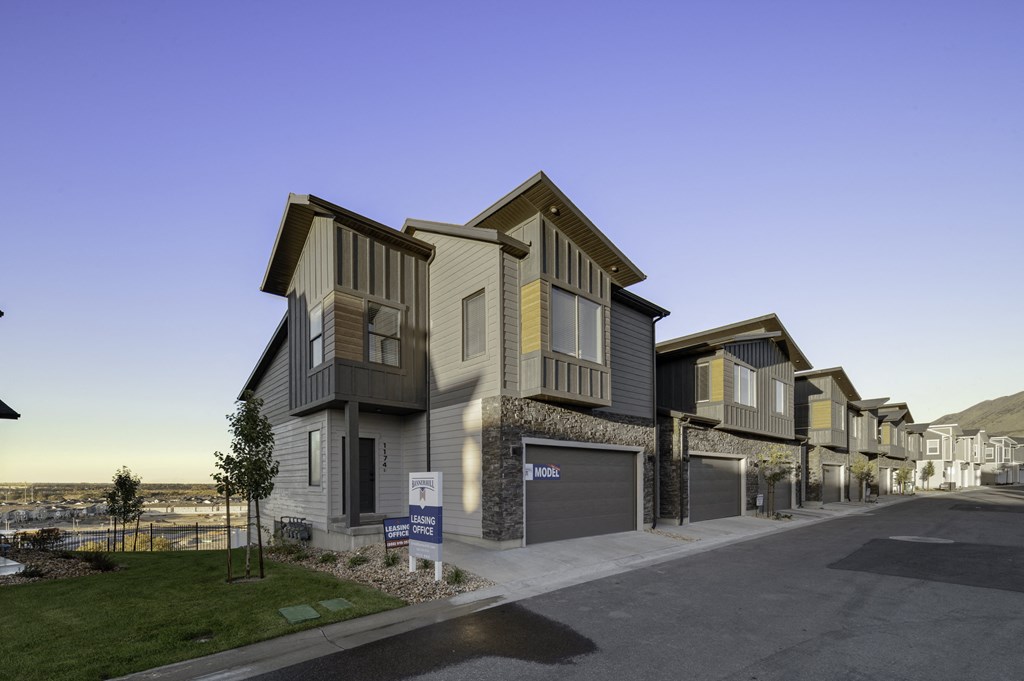 Side Home View at Banner Hill, Bluffdale Utah
