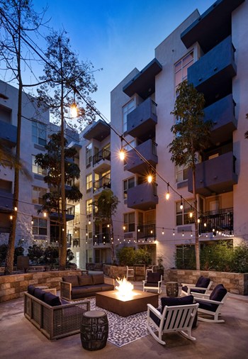 Courtyard Night - Photo Gallery 4