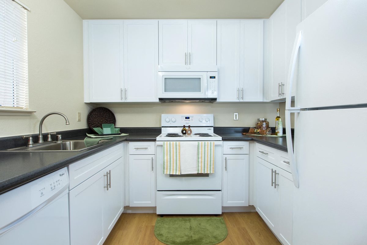 Wood Creek Apartments