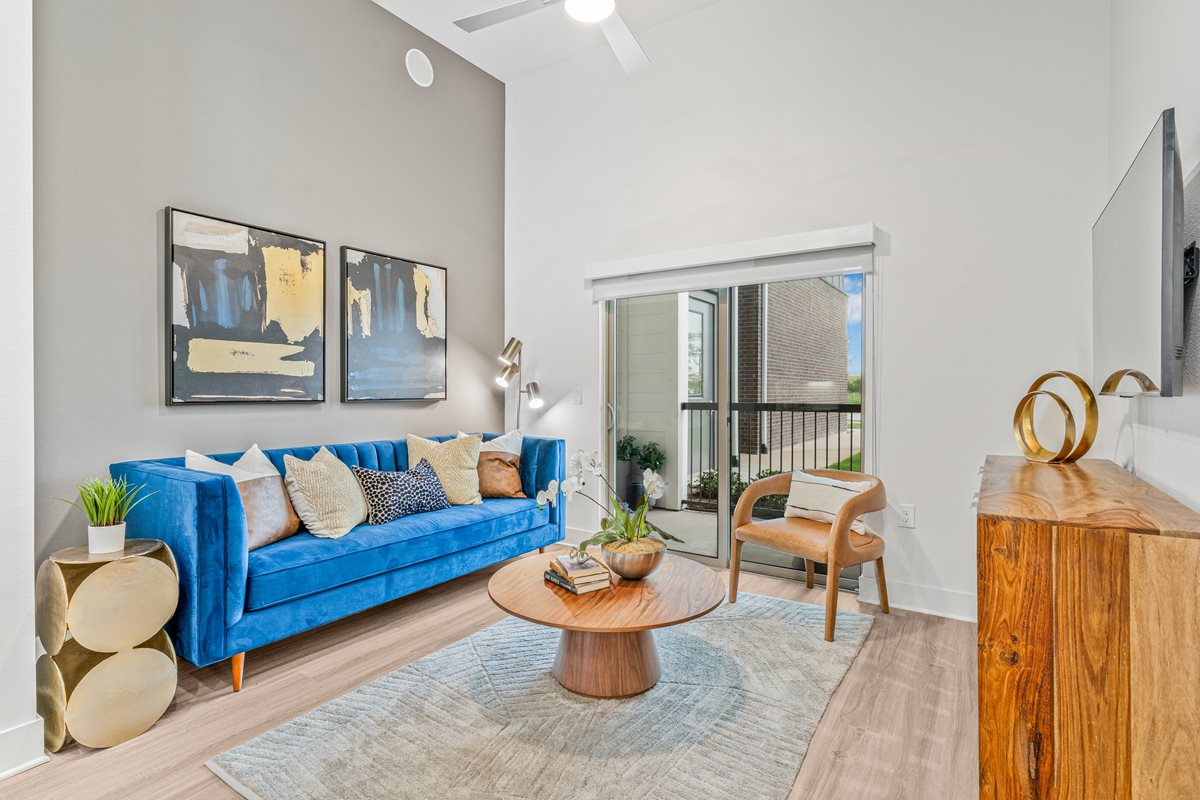 Alta Monarch Crossing Apartments