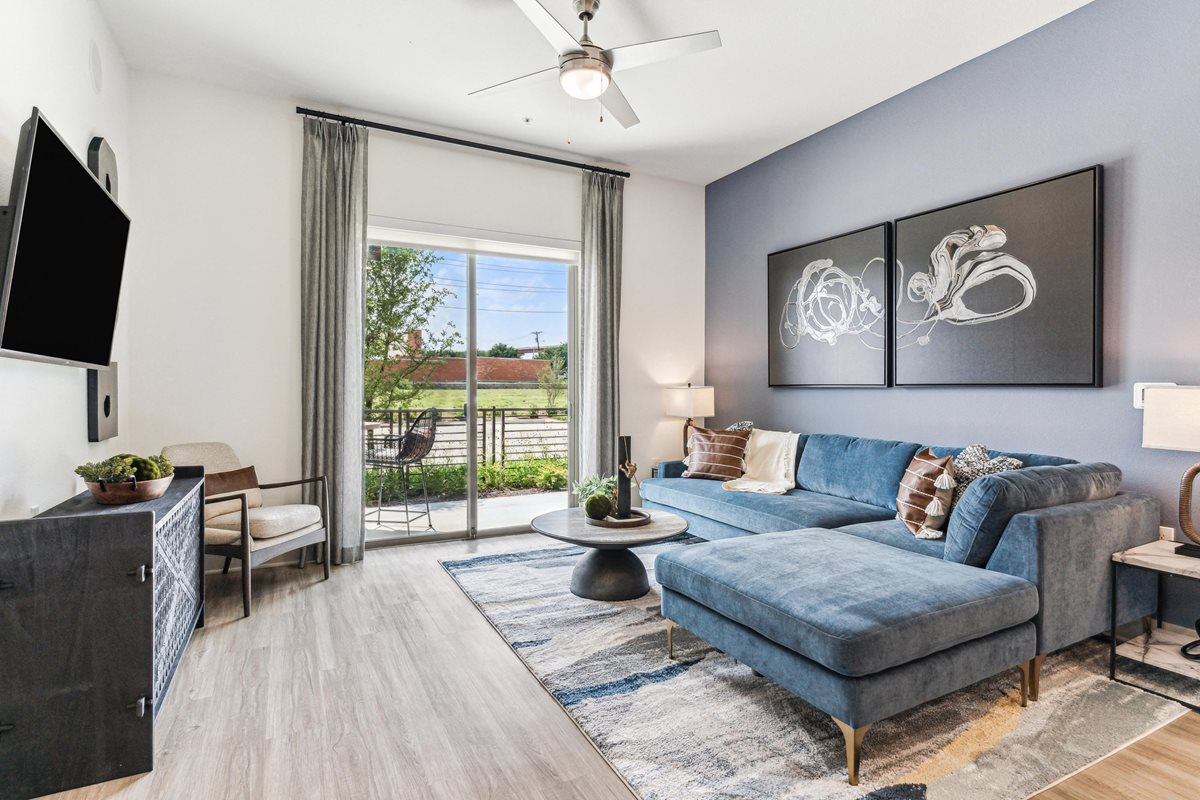 Alta Riverside Apartments