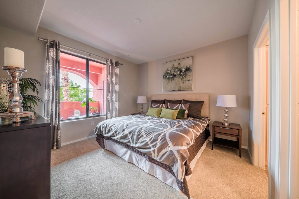 Bedroom with bed at Alanza Place, Phoenix, 85008