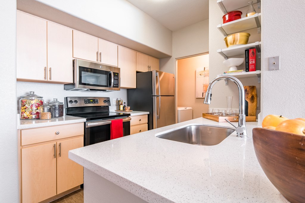 Kitchen Accessories at Alanza Place, Phoenix