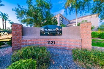 Best 3 Bedroom Apartments in Phoenix, AZ: from $975 | RENTCafé