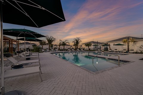 a swimming pool at the resort at longboat key club