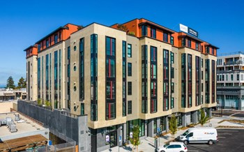 exterior view of building - Photo Gallery 3