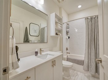 Bathroom at Vista Brooklyn, Jacksonville - Photo Gallery 66