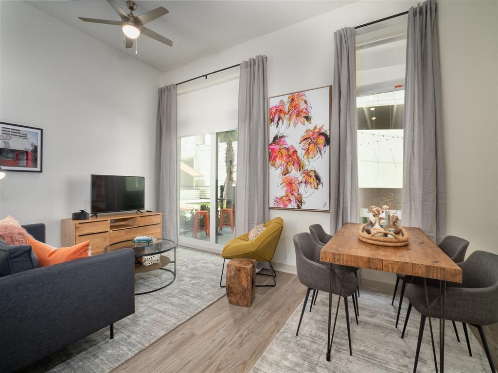 Dining Area at Vista Brooklyn, Jacksonville, 32202