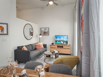 Living Room at Vista Brooklyn, Jacksonville, Florida - Photo Gallery 35