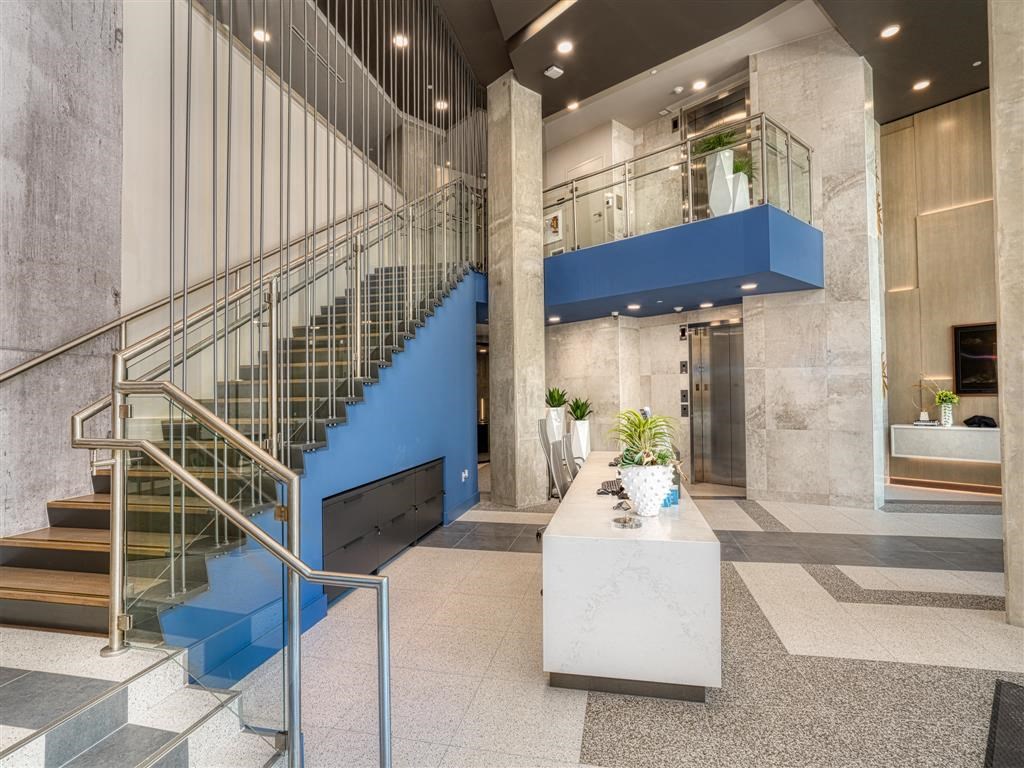 Lobby at Vista Brooklyn, Jacksonville