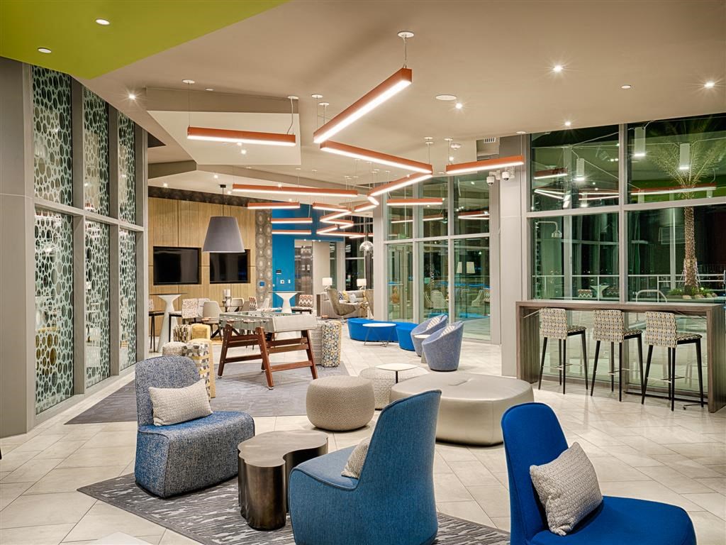 Posh Resident Lounge at Vista Brooklyn, Jacksonville, 32202