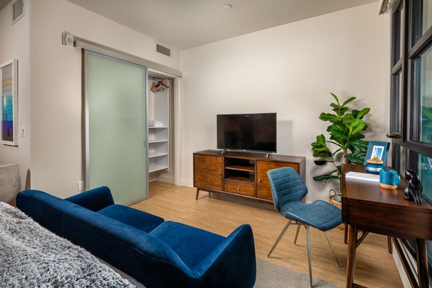 1641 Lincoln Blvd Studio-3 Beds Apartment for Rent - Photo Gallery