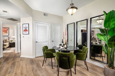Dining Room at Tuscany Ridge Apartments