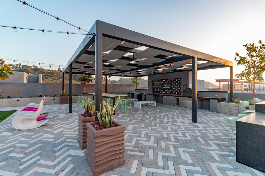 Outdoor lounge area at Gravity, San Diego, 92120