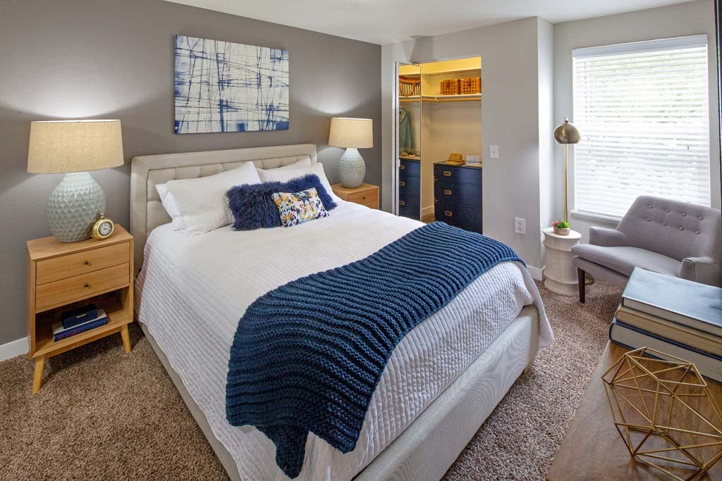 Gorgeous Bedroom at Heatherbrae Commons, Milwaukie, Oregon