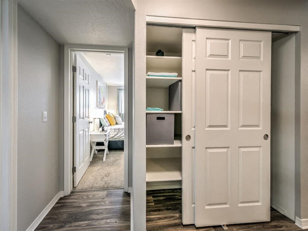 River Pointe Apartments