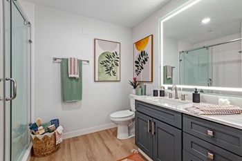 215 East State Street Studio-2 Beds Apartment for Rent - Photo Gallery 5