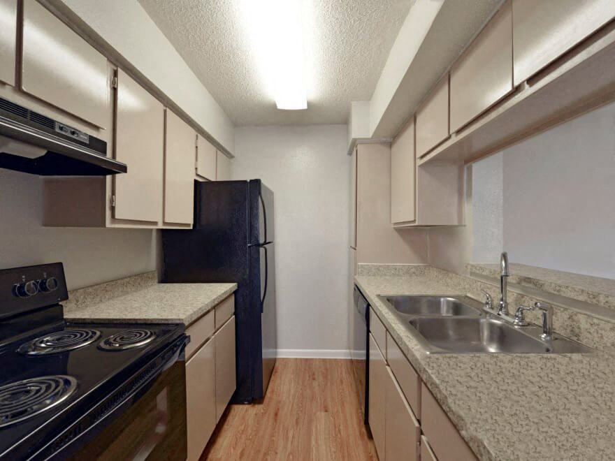 Scotland Yard Apartments