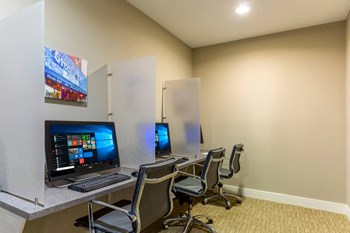 business center - Photo Gallery 9