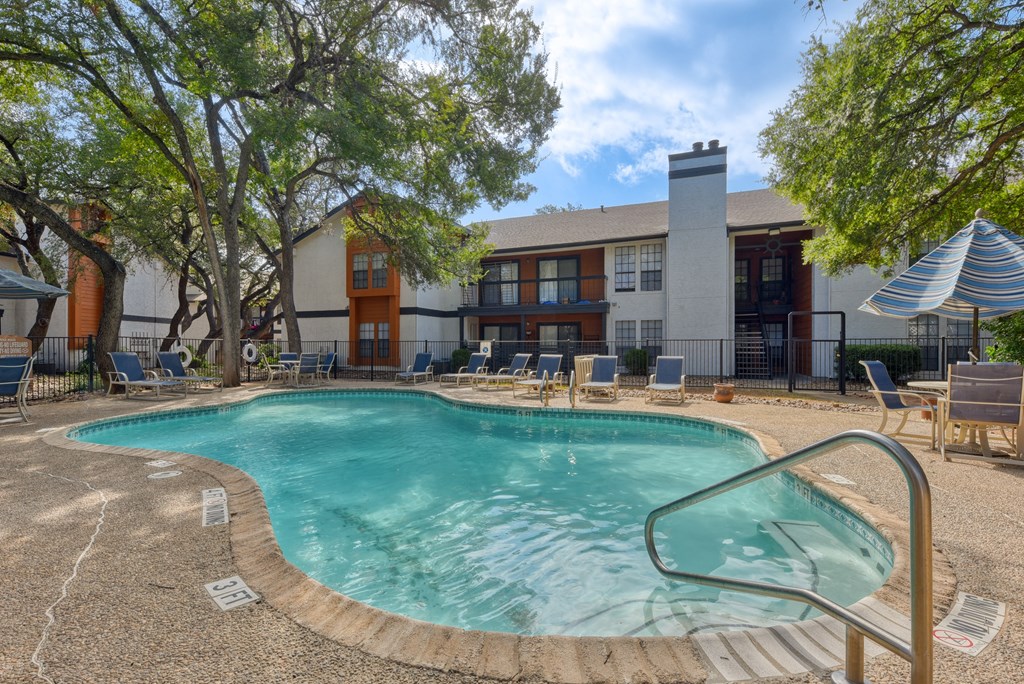 our apartments offer a swimming pool