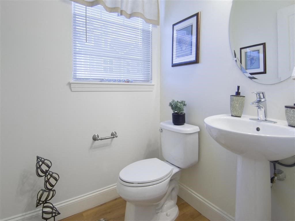 Modern Bathroom Fittings at The Preserve at Cohasset, Cohasset