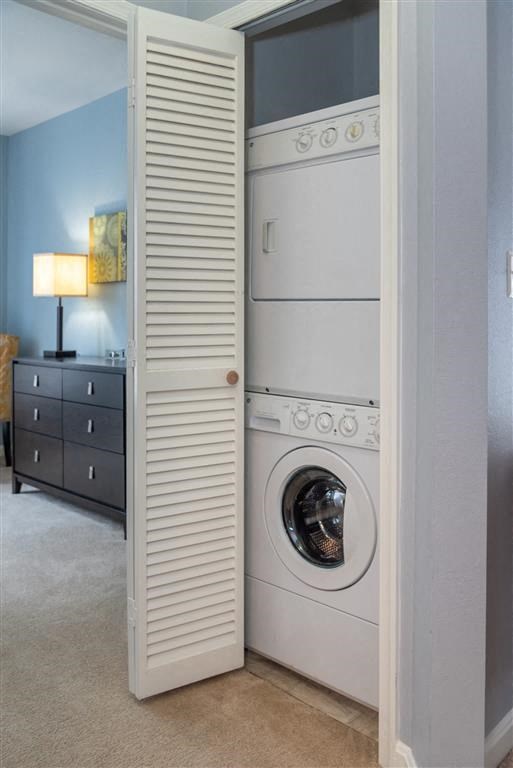 Stacked Washer/Dryer at Pinnacle at Town Center, Maryland, 20874