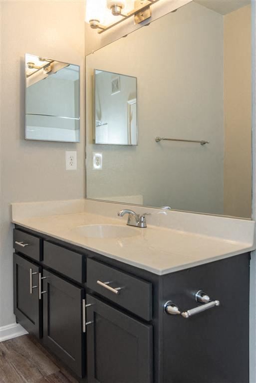 Pinnacle At Town Center Apartments, 19860 Century Blvd, Germantown, MD