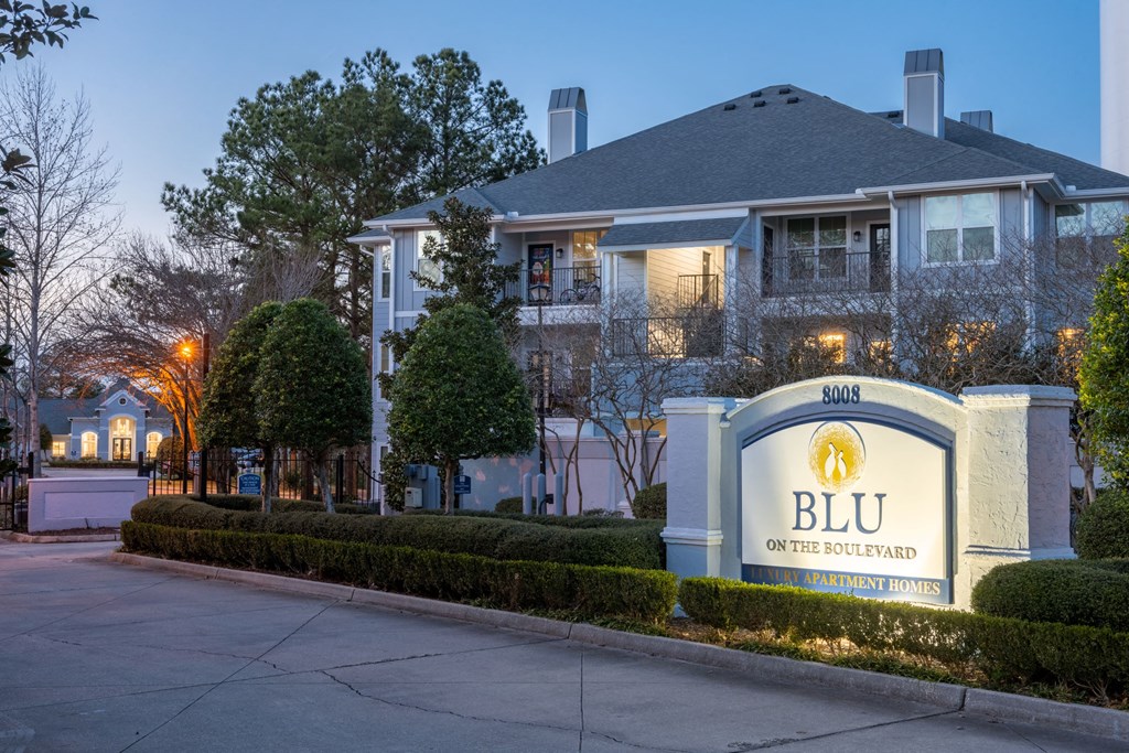 Main ID Sign at Blu on the Boulevard, Baton Rouge, 70810