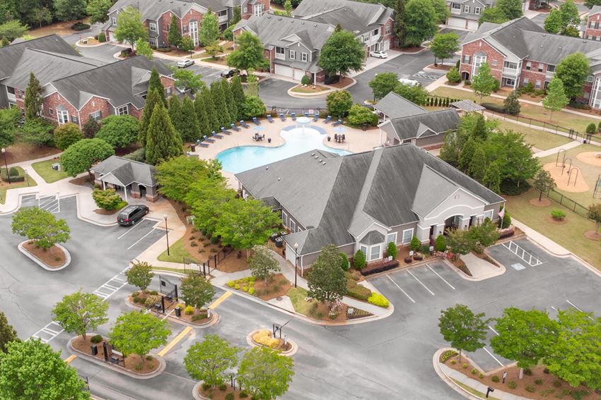 Mandalay Villas Apartments, 1395 Towne Centre Village Dr, McDonough, GA