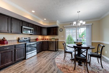 Avalon Springs - Photo Gallery 10