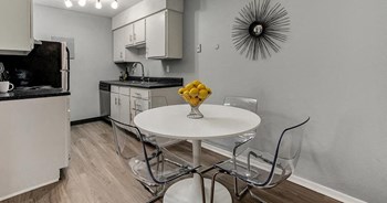 Dining Area Dining Area - Photo Gallery 5