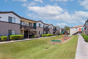 Exterior - Photo Gallery 6