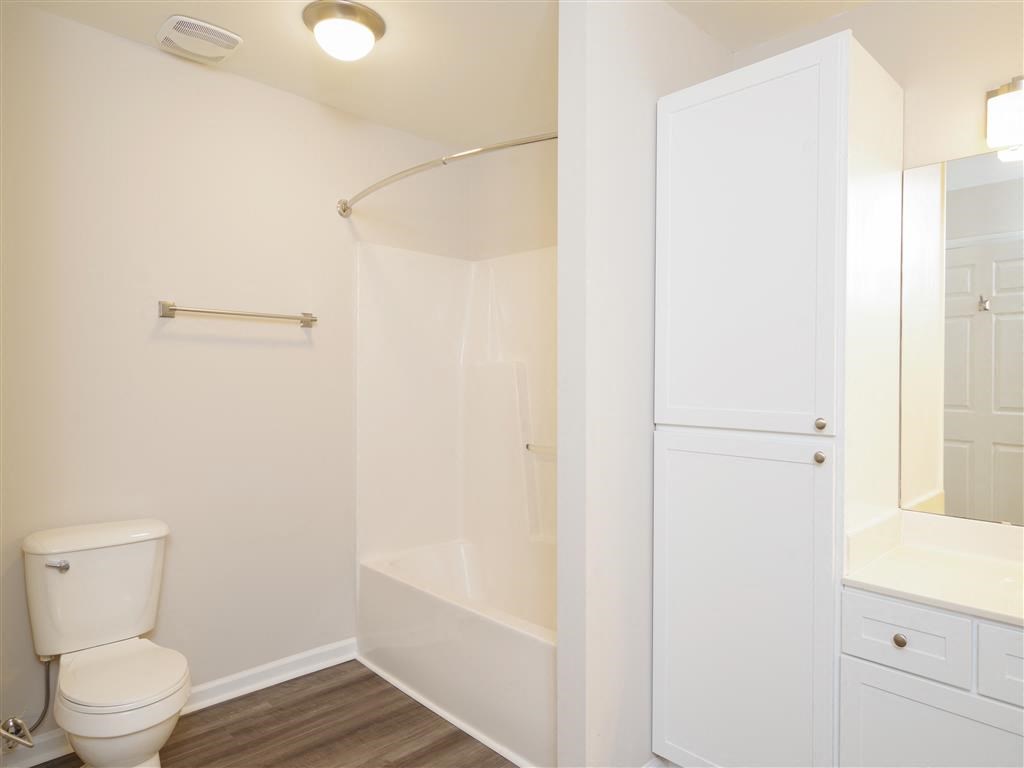 Bathroom With Bathtub at Patriots Pointe, North Carolina