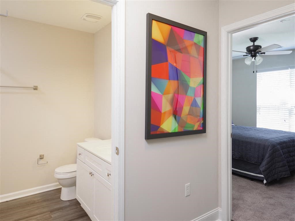 Large Bedroom En-Suite Bathroom at Patriots Pointe, Hillsborough, 27278